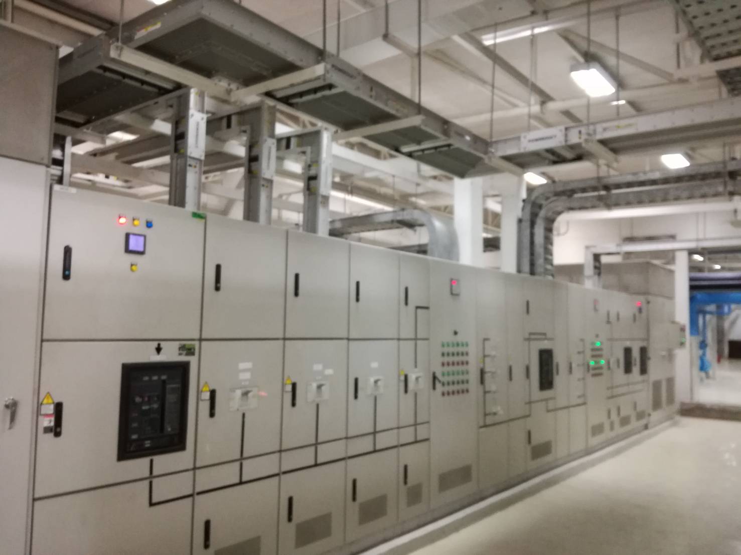 งานภาคสนามด้านตรวจไฟฟ้าและบำรุงรักษา